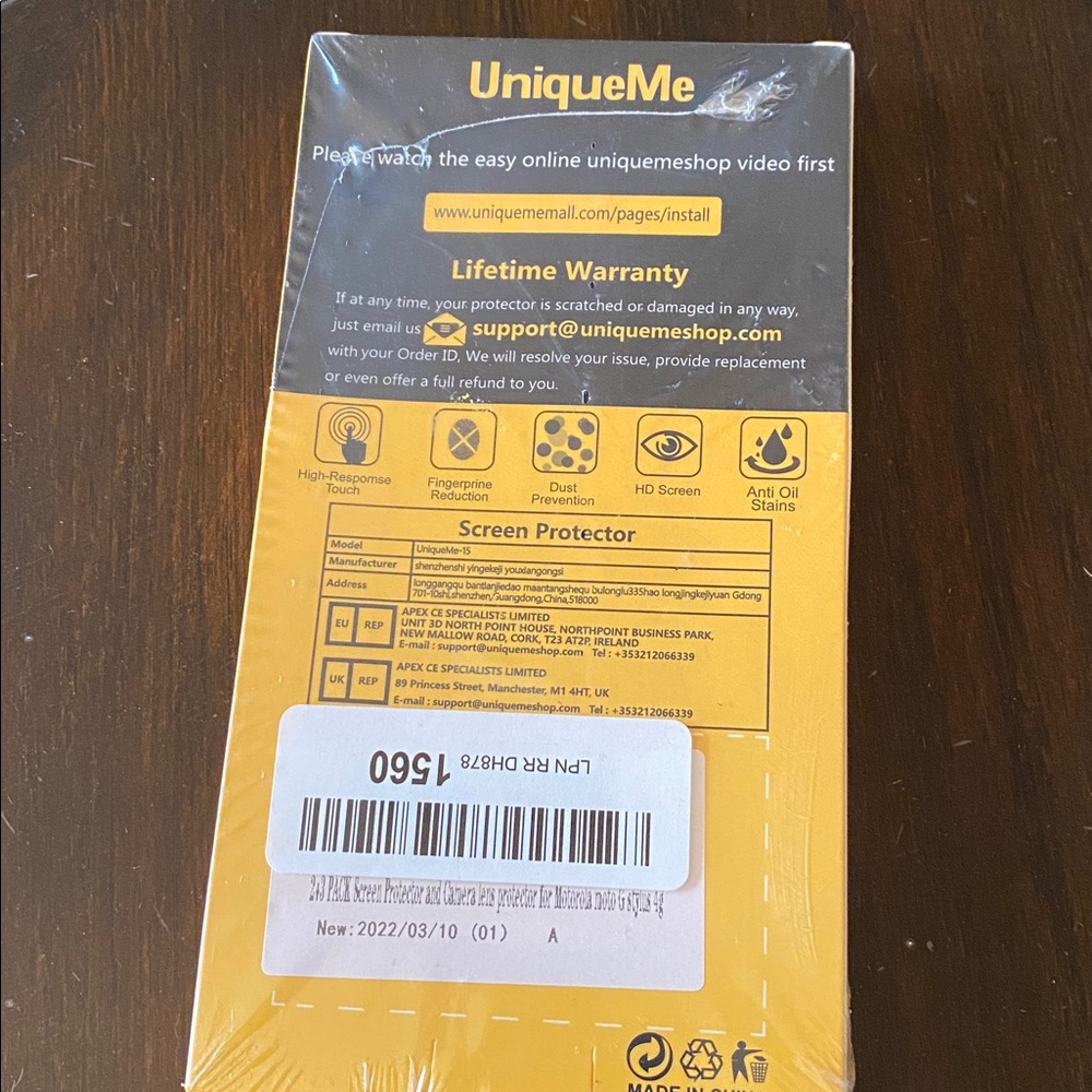 New UniqueMe Premium Screen Protector - Picture 3 of 4